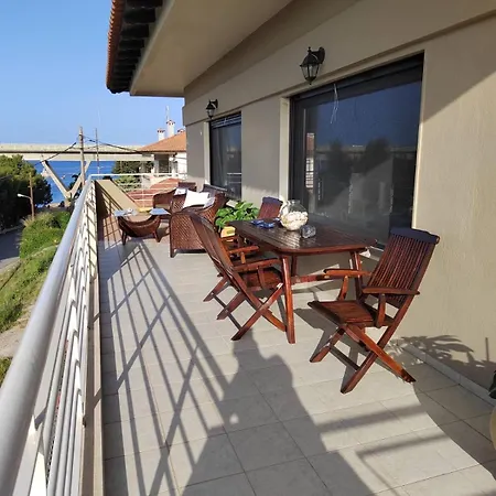 The House Next To The Canal ! Nea Moudania Exterior photo