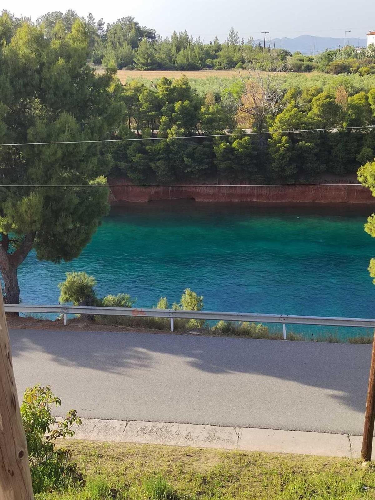 Apartment The House Next To The Canal ! Nea Moudania